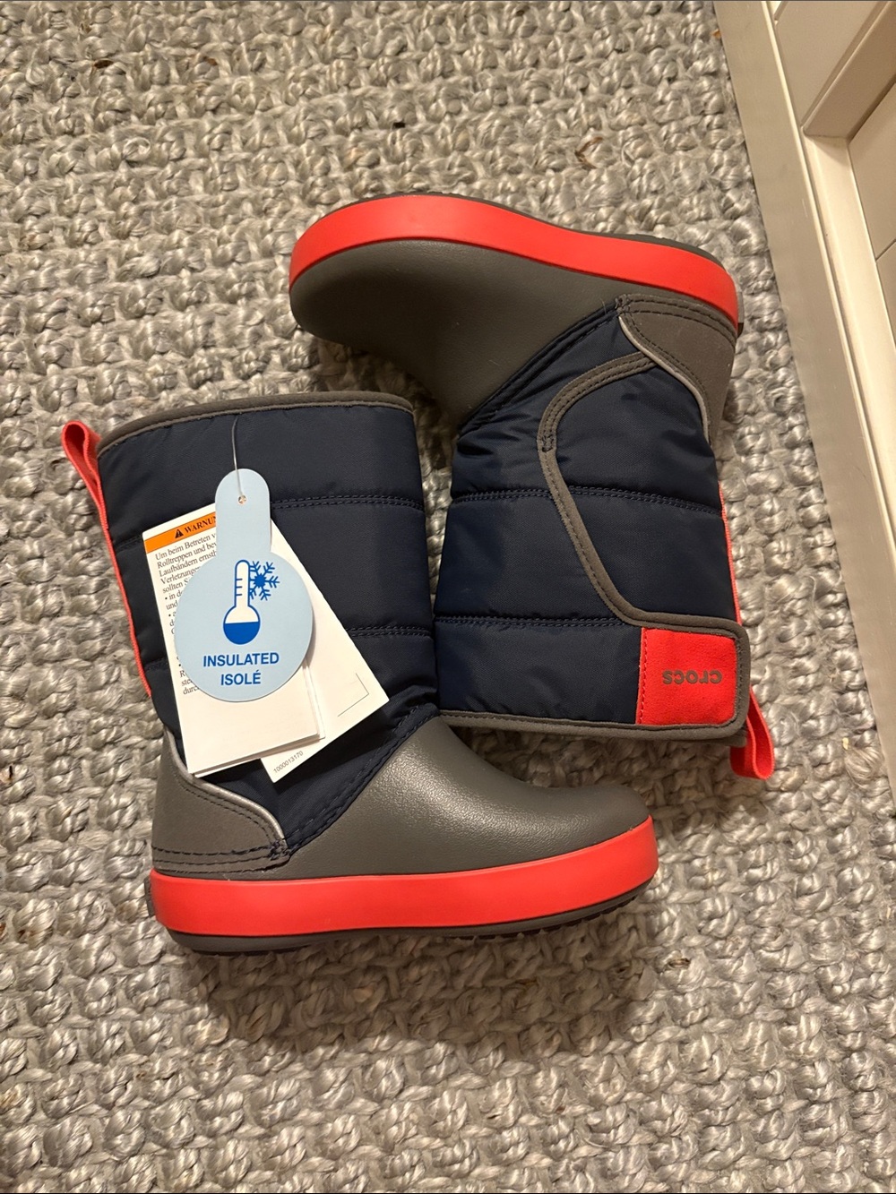 NWT Crocs Lodgepoint snow boots, toddler 9